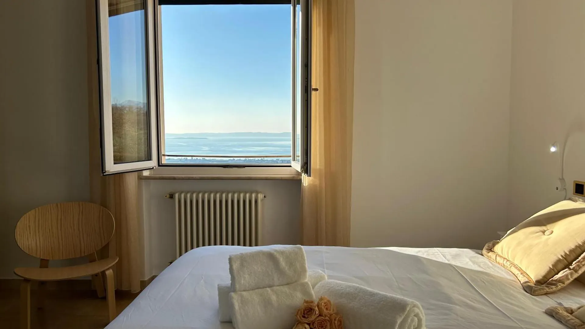 Apartment Appartamenti Cipriani Cavaion Veronese Italy